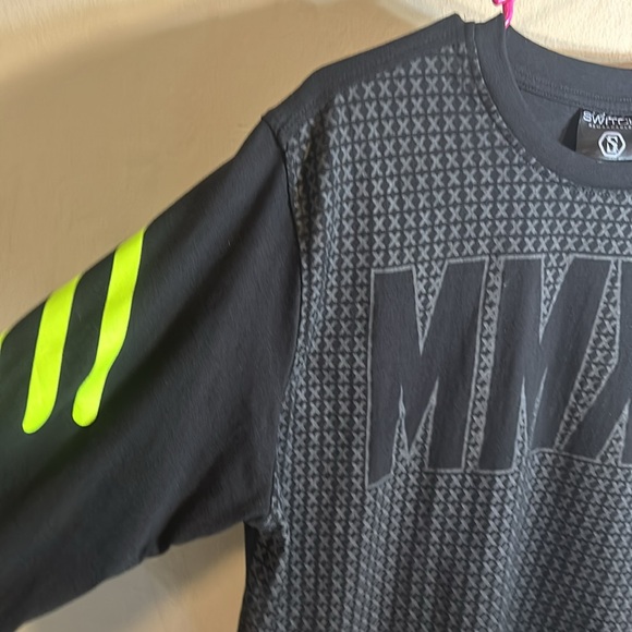 Switch Remarkable Men’s Athletic Long Sleeve Shirt Size Large - Picture 4 of 10